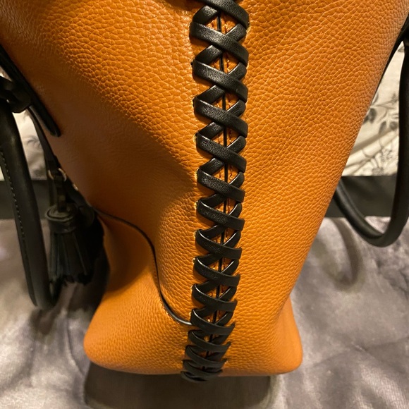 G By Guess Tote Purse - Picture 5 of 5